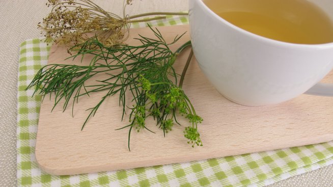 Чай от копър – за какво помага?