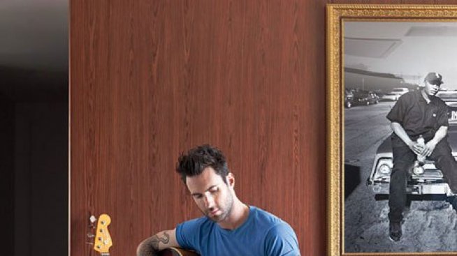 Адам Лавин отваря вратите на дома си в Холивуд Хилс