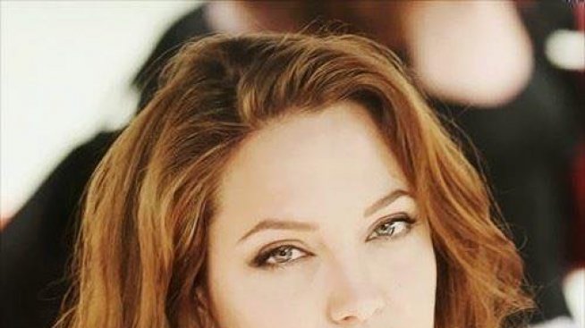 Джоли за младостта, пънкарията, годините: Живея и старея!