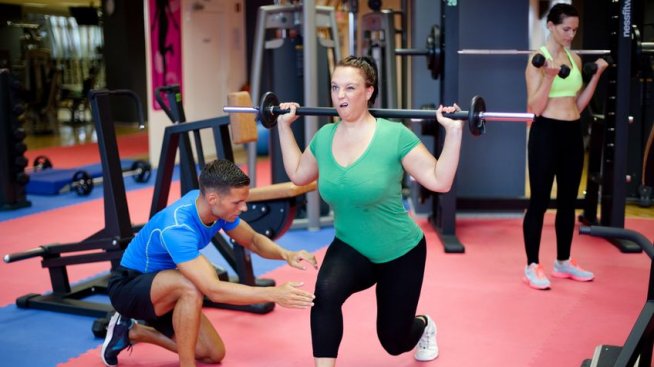 Тренирате много, ядете малко и не слабеете?