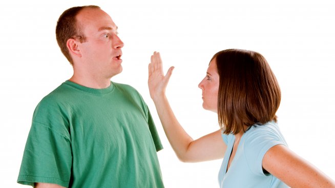 Защо е приемливо една жена да зашлеви мъж