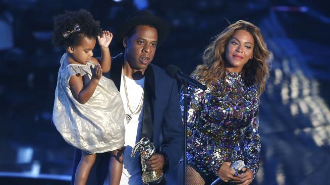 Бионсе и Джей Зи демонстрираха семейно щастие, но дали?