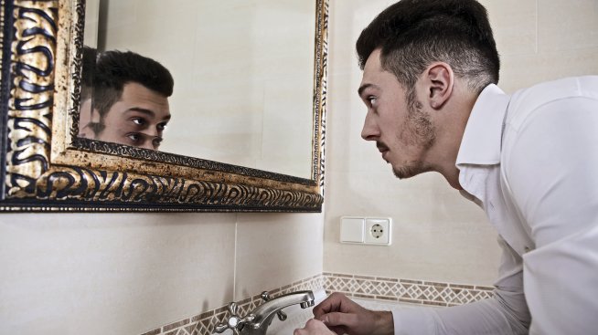 Защо си говорите сами?