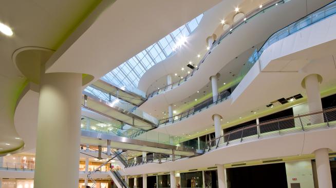 Едно ново шопинг изживяване