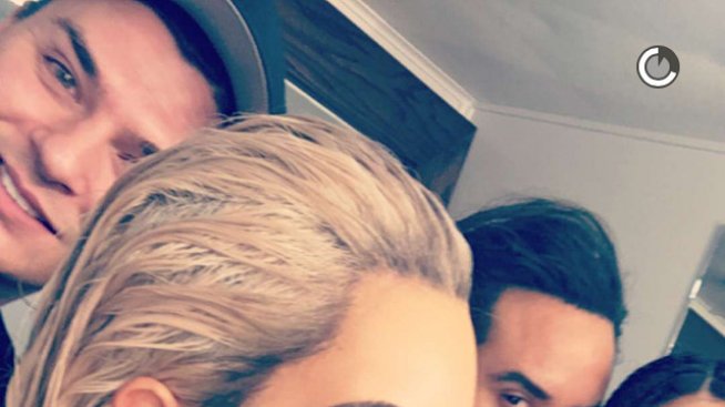 Кардашян като блондинка. Чар или бедствие?