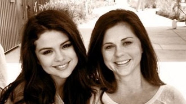 Селена Гомес ще става кака