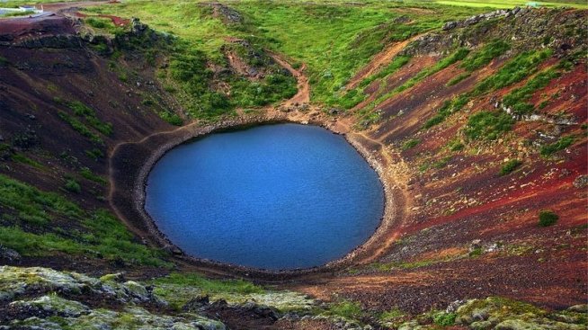 Кратерното езеро Керид