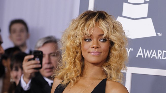 Риана иска да прекара лятото с Аштън