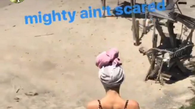 Орландо Блум на почивка в Малибу с копие на Кейти Пери