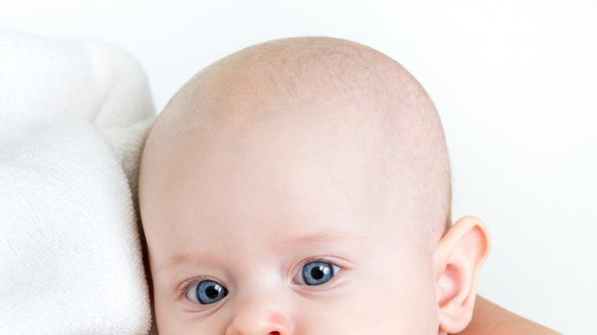 Бебетата трябва да пият различно адаптирано мляко?