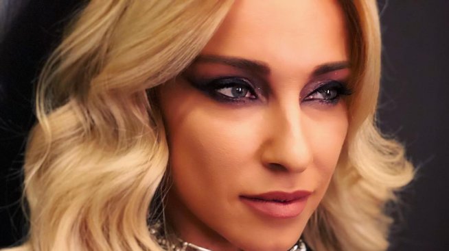 Алекс Раева ще става майка