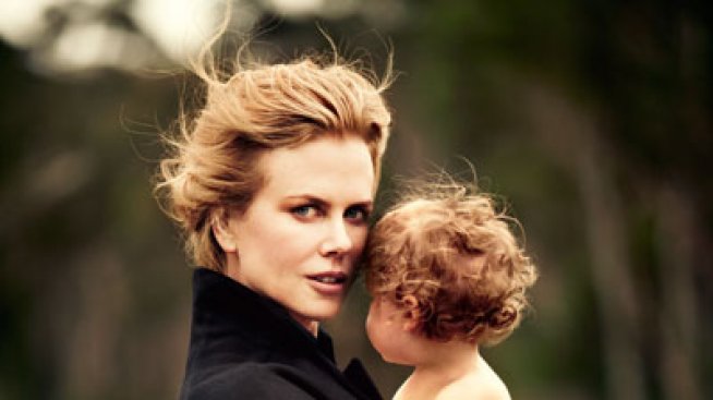 Никол Кидман показва майчински инстинкт и нежност без излишна суета