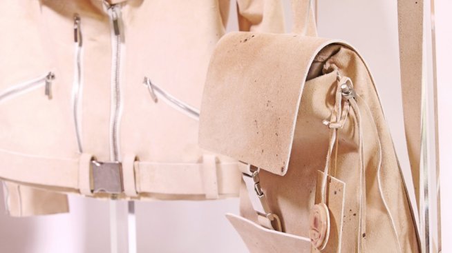 Чанти и якета от кожата на Александър Маккуин