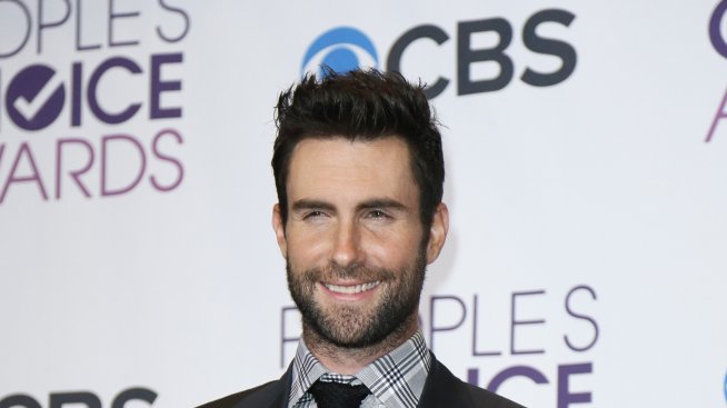 Адам Левин се жени за Бехати на 19 юли