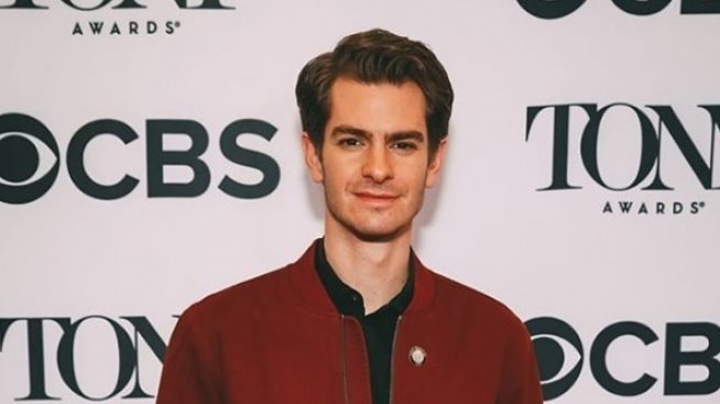 Не си губи времето: Бившият на Рита Ора я замени