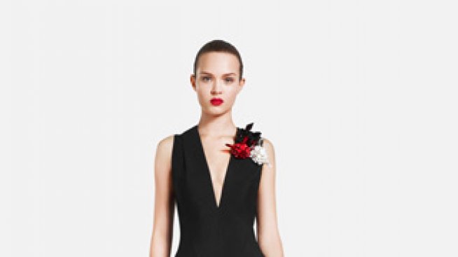 Тяло в черно, червено и бяло. Donna Karan Resort 2012