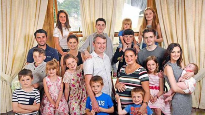 Британка роди 19-то дете, приятели я навиват за 20-то
