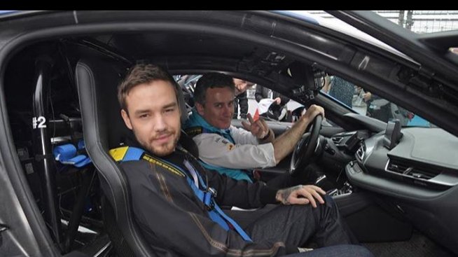 Наоми и Лиъм пренесоха любовта си в Хонконг