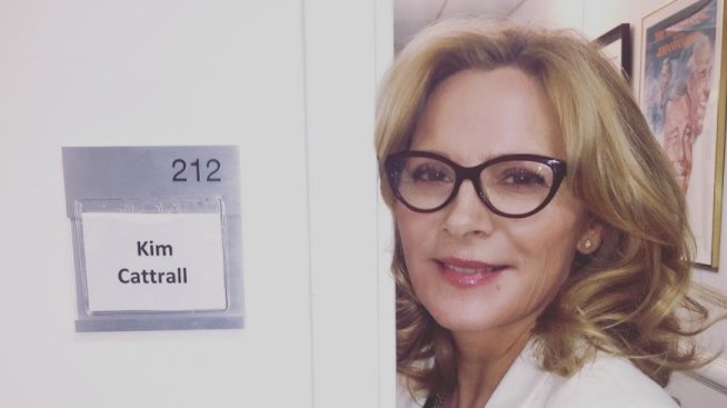 Саманта натири жестоко Кари Брадшоу