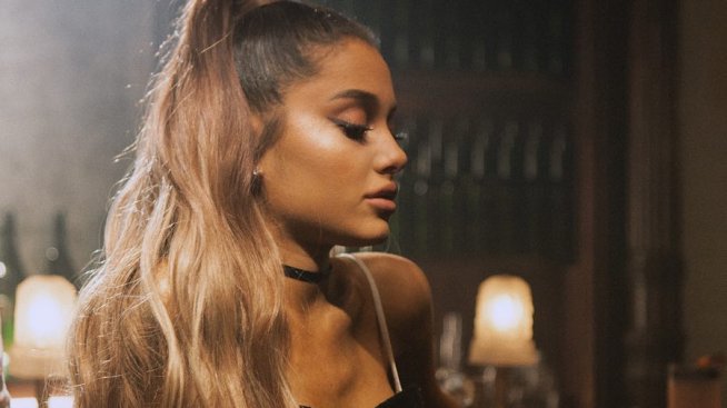 Списание „Билборд“: Ариана Гранде е жена на годината