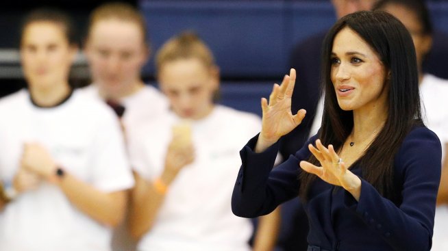 С британски акцент: Меган взима уроци по правоговор