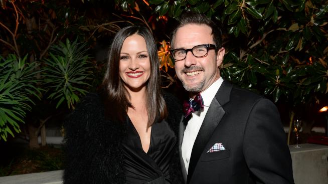 Дейвид Аркет предложил на половинката си два пъти