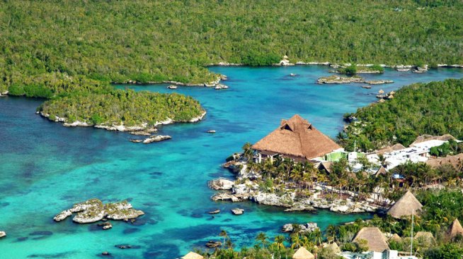 Ксел-Ха – водният парк, който прилича на аквариум