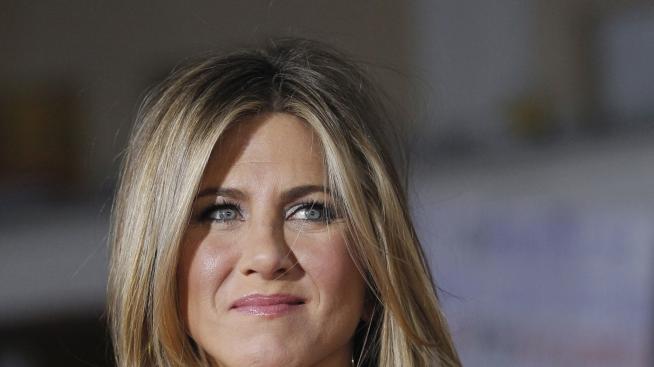 Дженифър Анистън на двойна среща с Том Ханкс