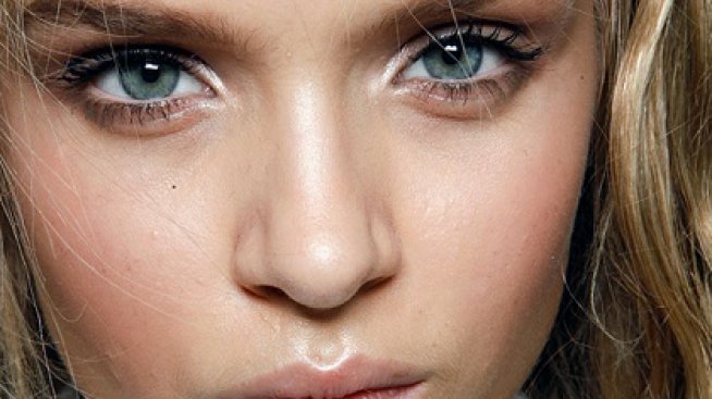 Устните през зима 2011/2012