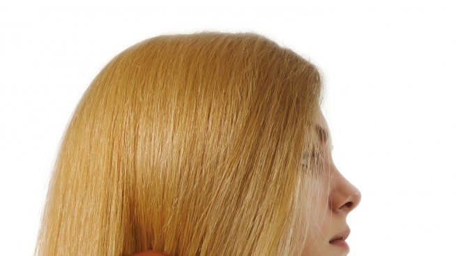 Навиците, които изтъняват косата – Част 2