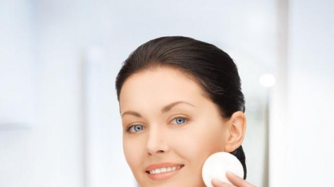 Правилният начин да махнете грима си