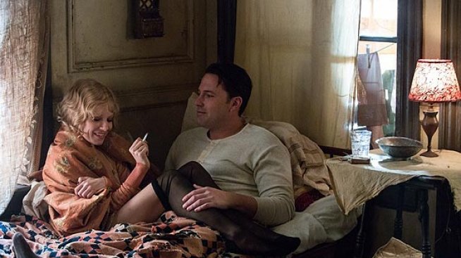 Сиена Милър в 9-часов секс маратон с Бен Афлек