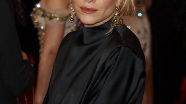 Мери-Кейт Олсън се мести при Саркози