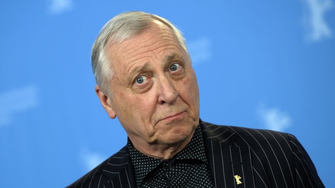 Британски режисьор поиска да се застрелят всички сценаристи