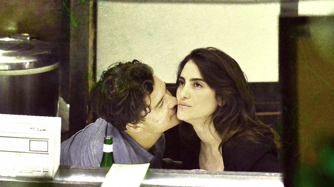 Орландо Блум излиза с актриса