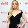 Линдзи Лоън показва стройната си фигура в прилепнали спортни дрехи