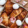 Рецепти за Великден – топли и пухкави козуначени кифлички