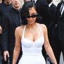 Ким Кардашян ослепи публиката с 250 карата диаманти на ревюто на Balenciaga