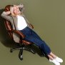 Дънките, които трябва да носите след 50-те си години, за да изглеждате най-стилно