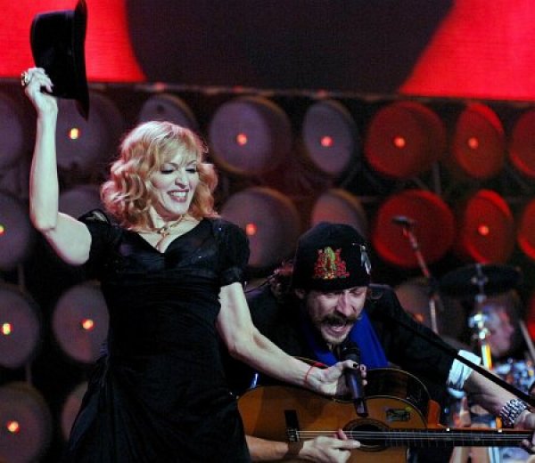 Винаги луда. С джипси-пънкарите от Gogol Bordello. Yeah, baby!
