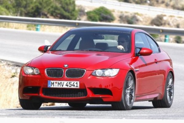 Може да се каже, че това BMW 3-та серия е наистина добър завършек на класацията. Тук ще запазим коментара за вас, защото това е BMW все пак, а думите са просто безсилни. 289,053 продадени бройки и ръст от 19.6% за десета позиция. А вие мъже избрахте ли си
