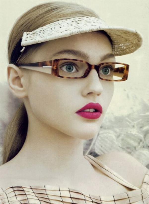 Тя е невероятна дори когато носи Prada.