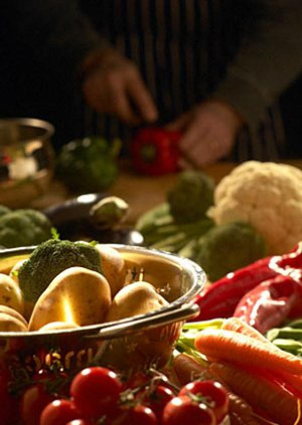 Повече растителни, по-малко животински продуктиВ идеалния случай изобщо не трябва да ядете