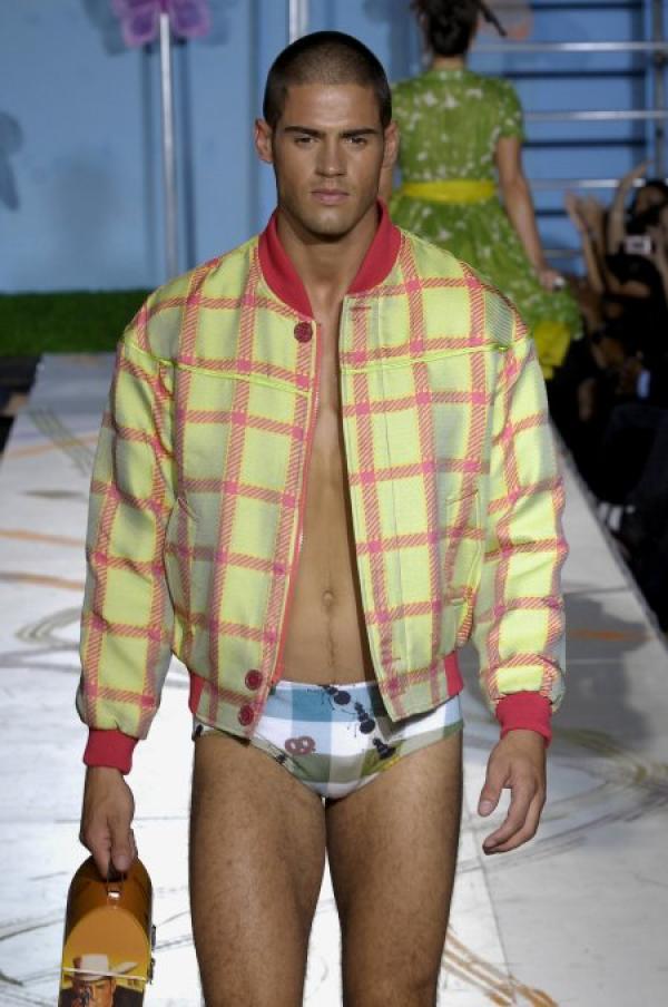 Пролет/лято 2008 г. за Bottega Veneta.