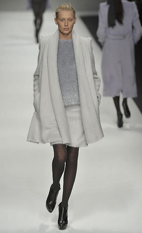Бяла класика от MaxMara.