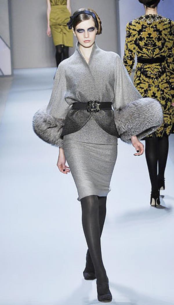 Кралска елегантност. Monique Lhuillier.