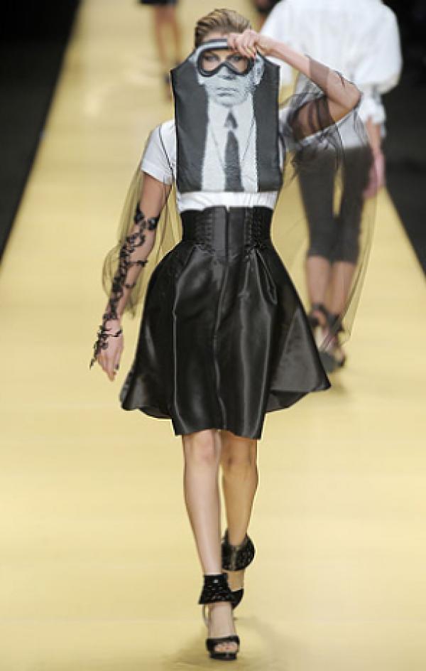 Karl LagerfeldЧанта - маска.