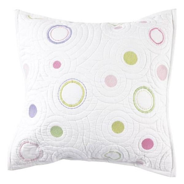 За спалнята най-подходяща е бледа възглавница, която да ви събужда с настроение.