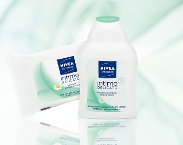 Кърпички за интимна хигиена NIVEA Intimate NATURAL- изключително подходящи за поддържане на