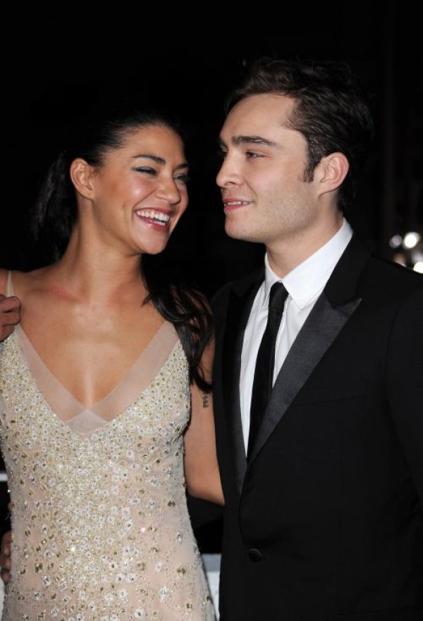 С колежката си от сериала Джесика Сзор. Двамата имат връзка.Снимка: GettyImages/ Guliver